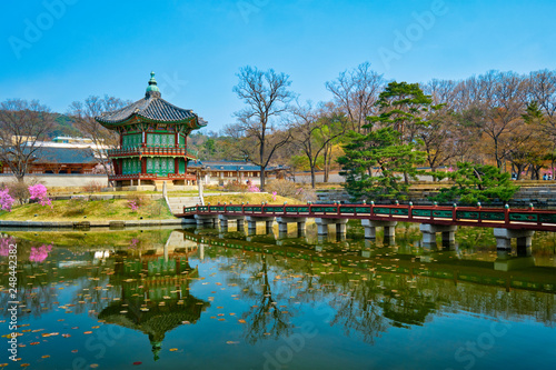 Hyangwonjeong Pavilion, Gyeongbokgung Palace, Seoul, South Korea © Dmitry Rukhlenko