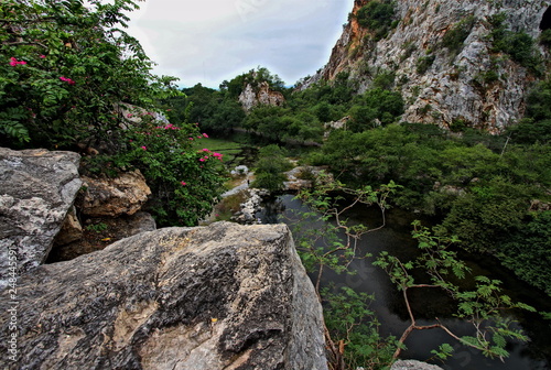 Khao Ngu Khao Ratchaburee Park, Thailand