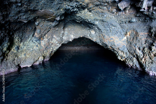 Filicudi, Grotta del Bue Marino, Grotte, Liparische Inseln, Sizilien, Italien, < english> Filicudi, Grotta del Bue Marino, cave, Eolic Islands, Sicily, Italy