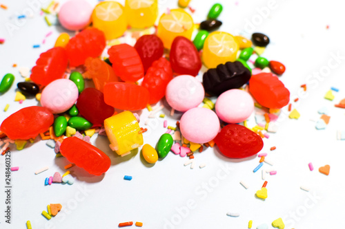 아름답고 다채로운 색의 사탕들 © HYUNHO SONG