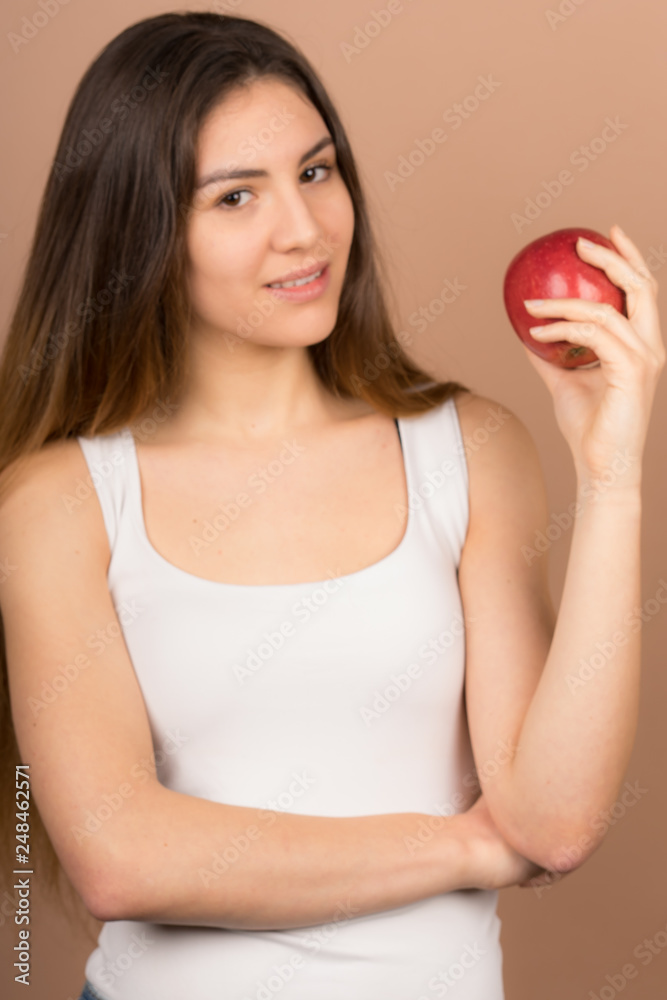 girl with an apple