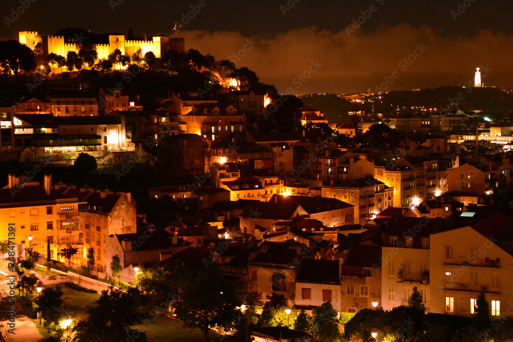 Panorama Lizbony nocą, Portugalia