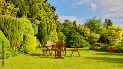 English Summer Garden 