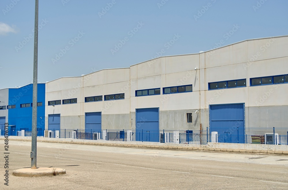 Fototapeta premium Exterior industrial warehouse