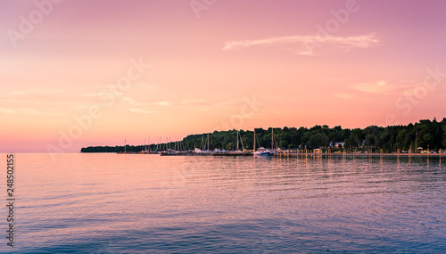 Fototapeta Naklejka Na Ścianę i Meble -  Beautiful lake sunset on Eagle Harbor near Ephraim in Door County, Wisconsin.