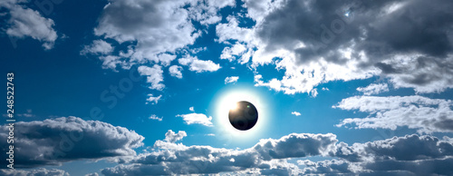 total eclipse of the sun
