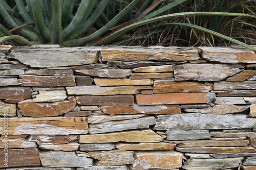 Foto Flagstone retaining wall