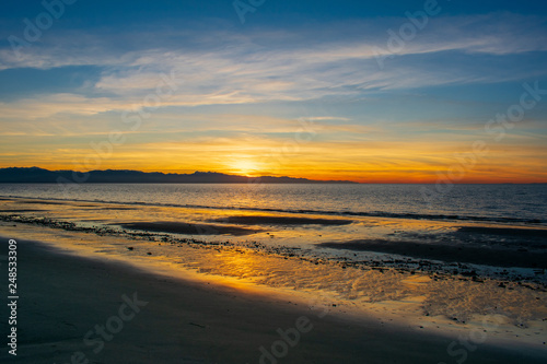 Fototapeta Naklejka Na Ścianę i Meble -  Whidbey Island Sunset