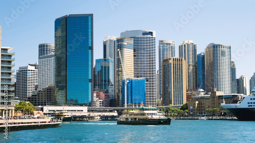 Sydney harbour city skyline © disq