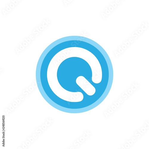 letter q simple power button abstract logo