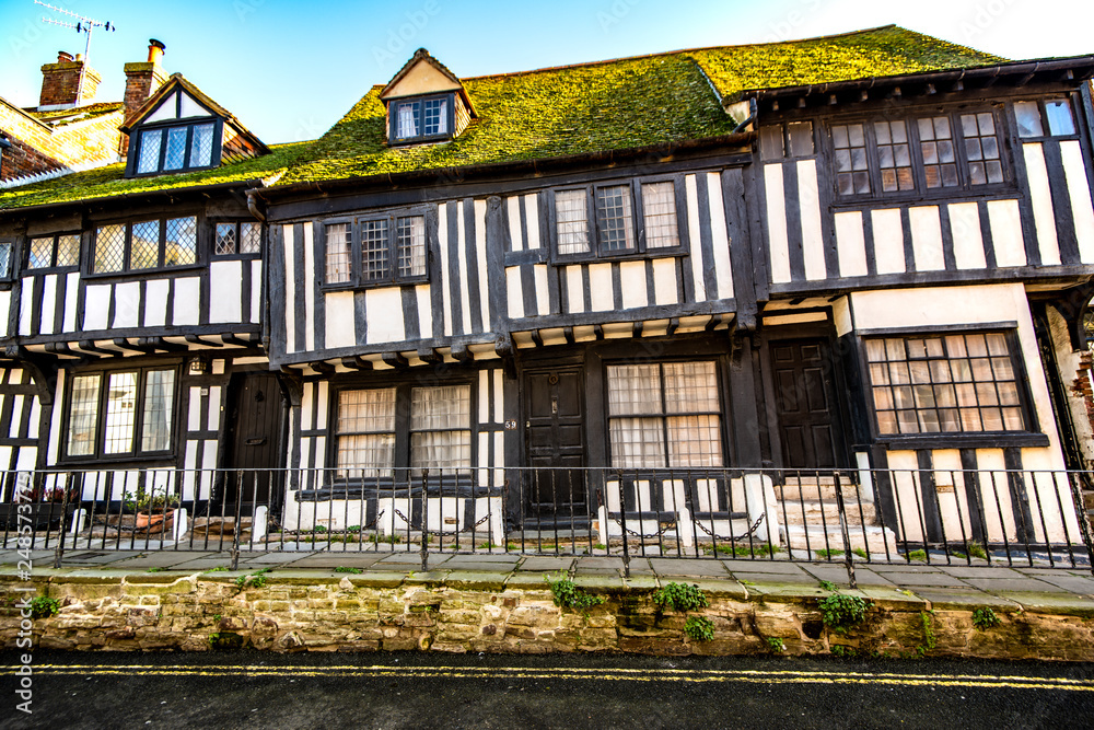 Obraz premium Late medieval houses in Hastings Old Town, East Sussex, England