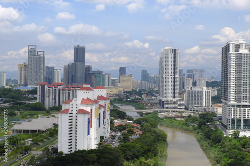 Wallpaper Mural クアラルンプール　クラン川 Torontodigital.ca