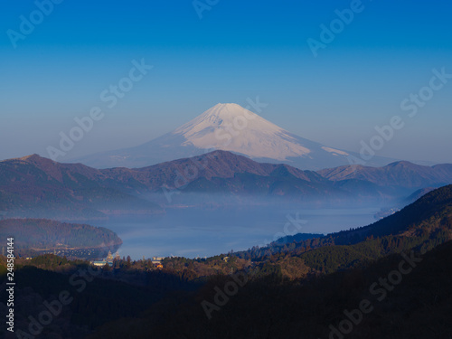 大観山からの富士山と芦ノ湖