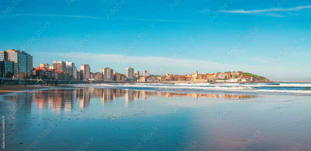 San Lorenzo Beach, Gijon, Asturias, Spain