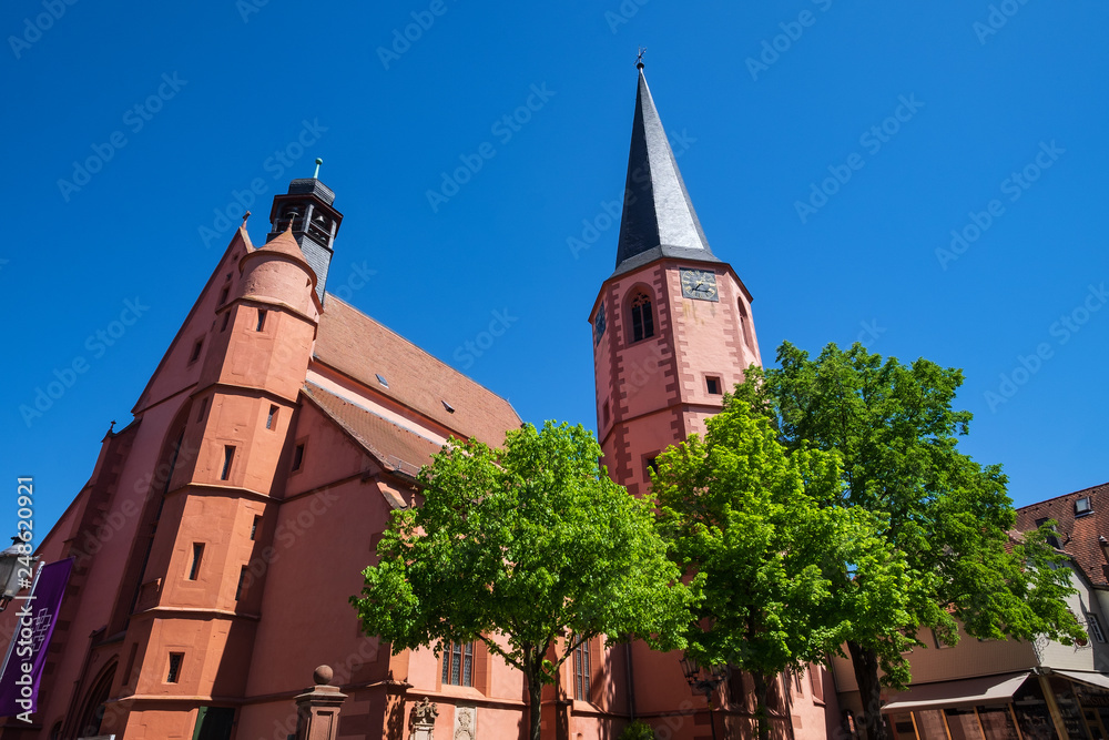 Obraz premium Die Stadtkirche von Michelstadt im Odenwald