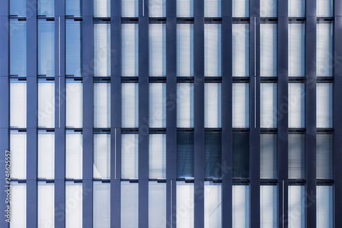 Wallpaper Mural Moderne Bürohausfassade in Düsseldorf Torontodigital.ca