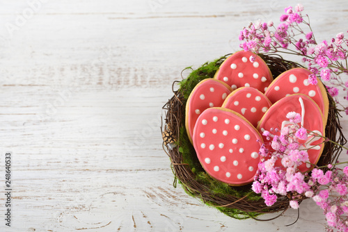 Fototapeta Naklejka Na Ścianę i Meble -  Easter sweets and decorations
