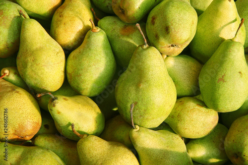 juicy ripe pears 