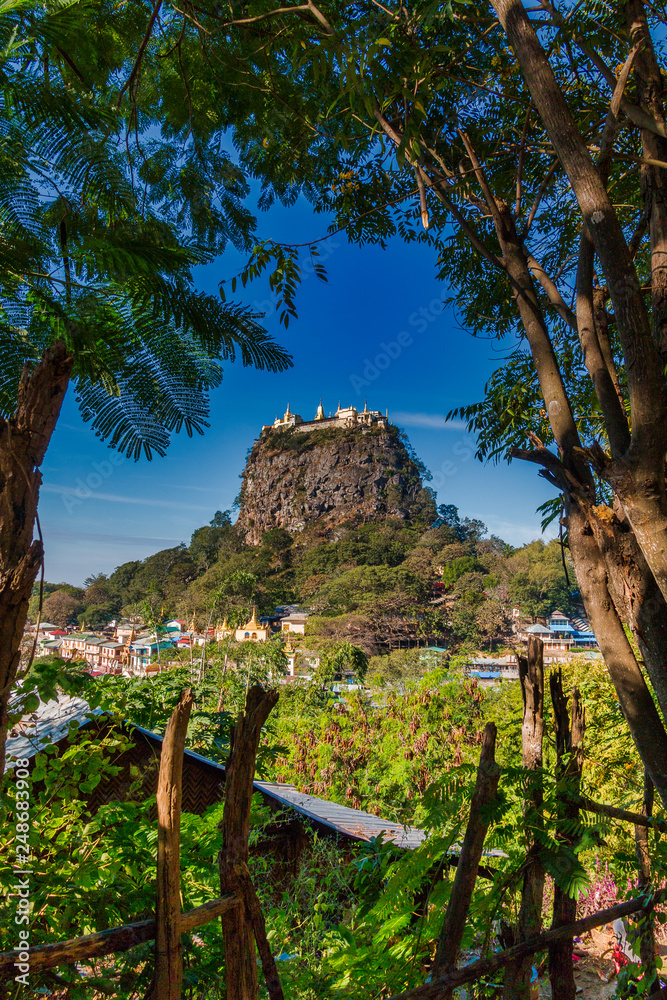 Obraz premium Mount Popa