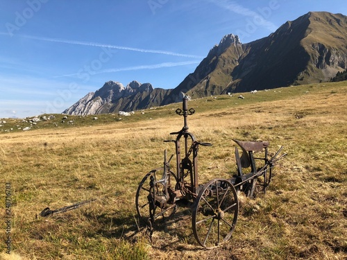 Vieille Charrue au col de Cenise photo