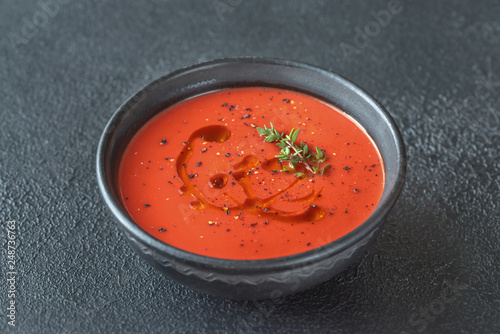 Obraz na plátně Bowl of spicy tomato soup