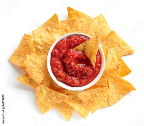 Fotografie corn chips nachos and salsa sauce