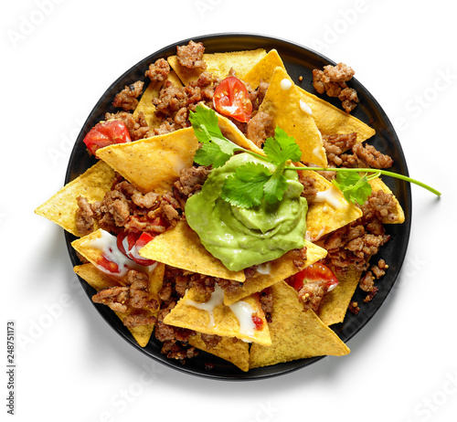 Foto corn chips nachos with fried minced meat