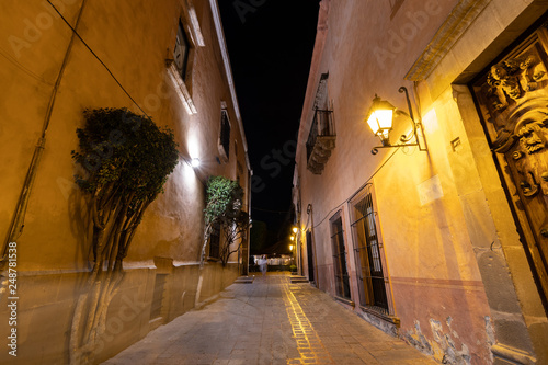 Queretaro's downtown at night © Fernando