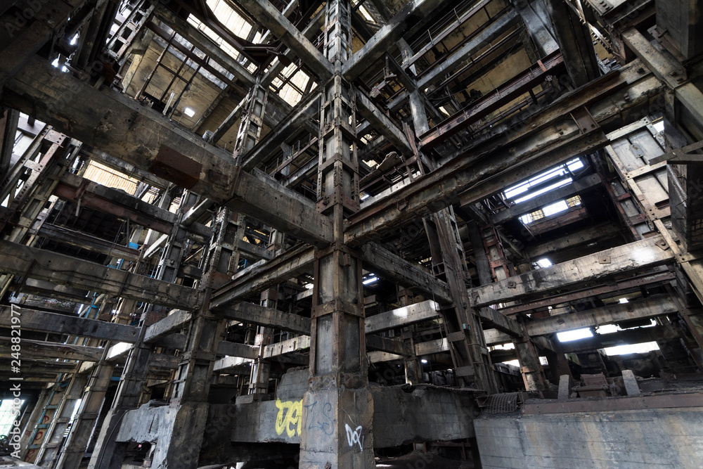 urbex intérieur d'un ancien lavoir à charbon