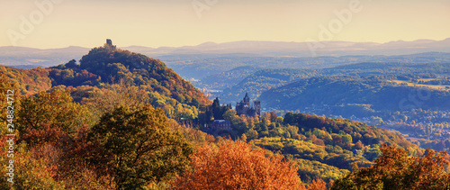 Der Drachenfels im Siebengebirge im Herbst, Panorama photo