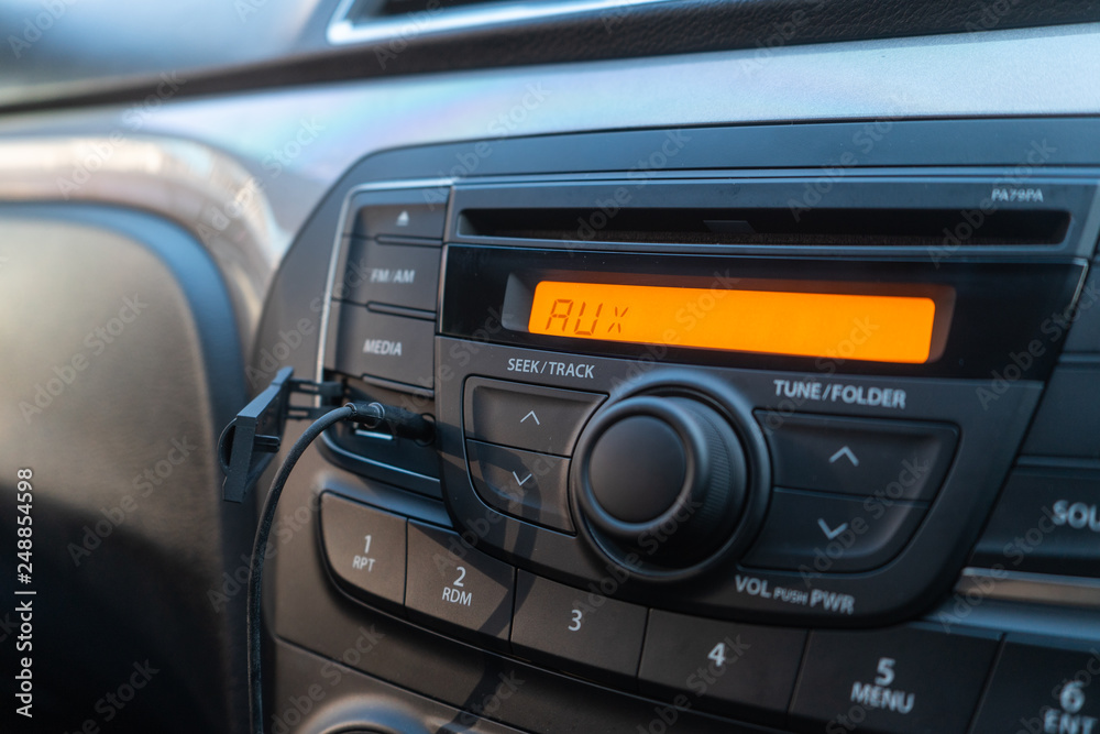 car radio with AUX function and 3.5 mm wired