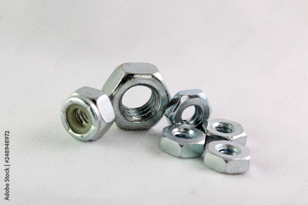 Conjunto de diferentes tornillos y pijas Conjunto de diferentes tornillos y pijas