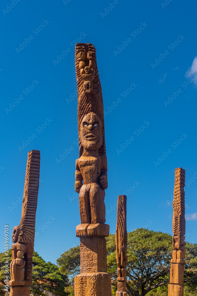 Hawaiian cultural statue carvings