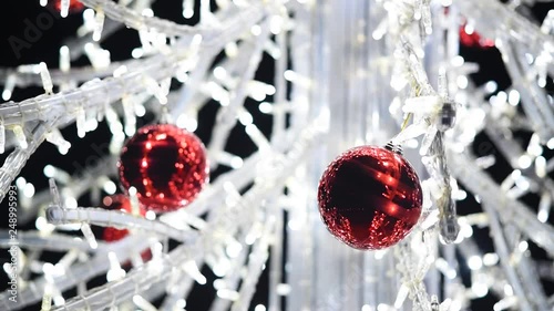 flashing christmas lights on red ball zoom