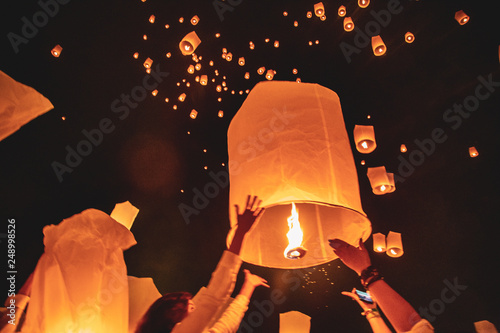 Quadro su tela Mass Yee Peng Lantern Release, Chiang Mai, Thailand