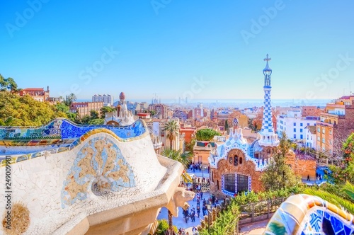 park-guell-w-barcelonie