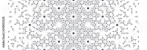 Arabesque seamless vector pattern. Geometric halftone texture with color tile disintegration or breaking - Vector 