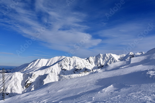 Tatry Tatrza  ski Park Narodowy zima TPN G  ry zagro  enie lawinowe