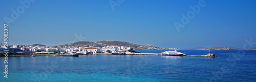 Panoramic view of the old port of Chora in Mykonos © jekatarinka