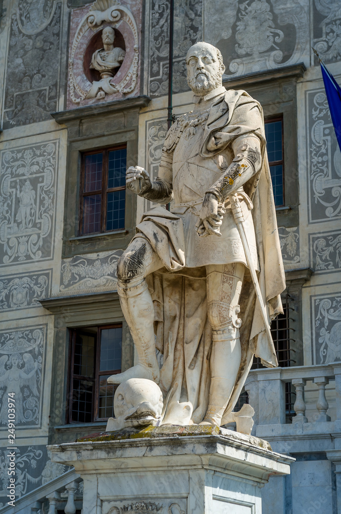 Historic statues of Pisa old town center. Travel attractions of Toscana, Italy