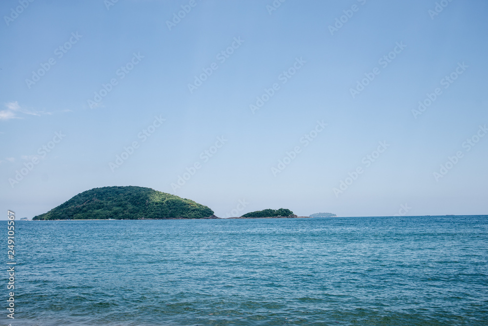 Fototapeta premium Prumirim Island in Ubatuba