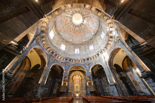 Interior de la basílica de Loiola