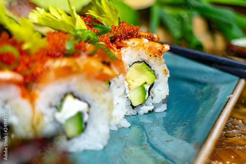 Sushi mit Lachs, Reis, Restaurant photo