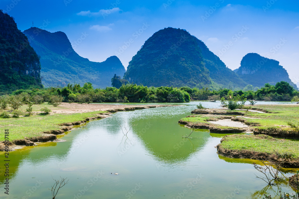 Mountain and rive scenery 