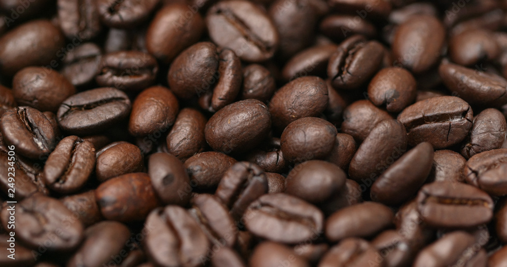 Naklejka premium Roasted coffee bean