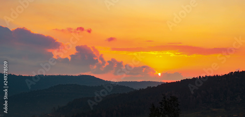 Sunset Over the Mountains of Jerusalem © Moshe Einhorn