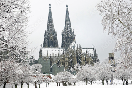 Fotografía Kölner Dom und Museum Ludwig in Köln am Rhein / Deutschland