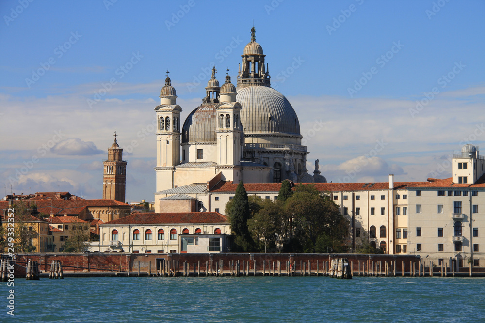 la basilique Santa Maria della Salute à Venise en Italie