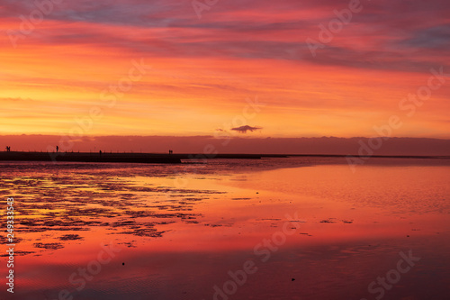 Fototapeta Naklejka Na Ścianę i Meble -  Sonnenuntergang an der Nordsee