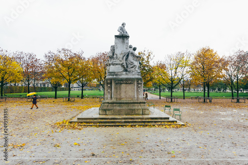 Paris (France) - Garden of Tuileries (Jardin des Tuileries)